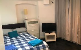 West Kensington 3 Bedroom Apartment